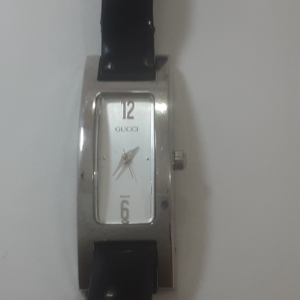 Gucci watch